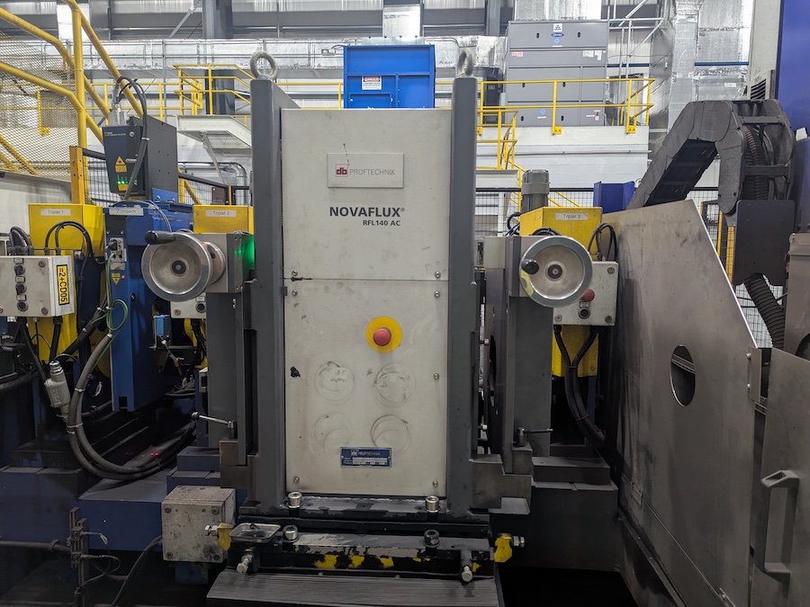 magnetic flux leakage testing machine